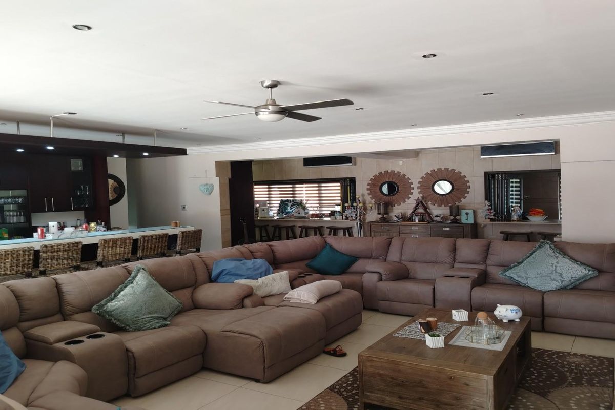 Luxurious triple storey riverfront residence on Kaalplaats AH - Photo 3