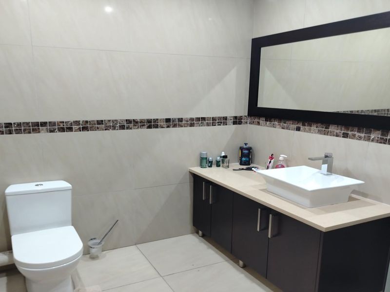 Luxurious triple storey riverfront residence on Kaalplaats AH - Photo 7