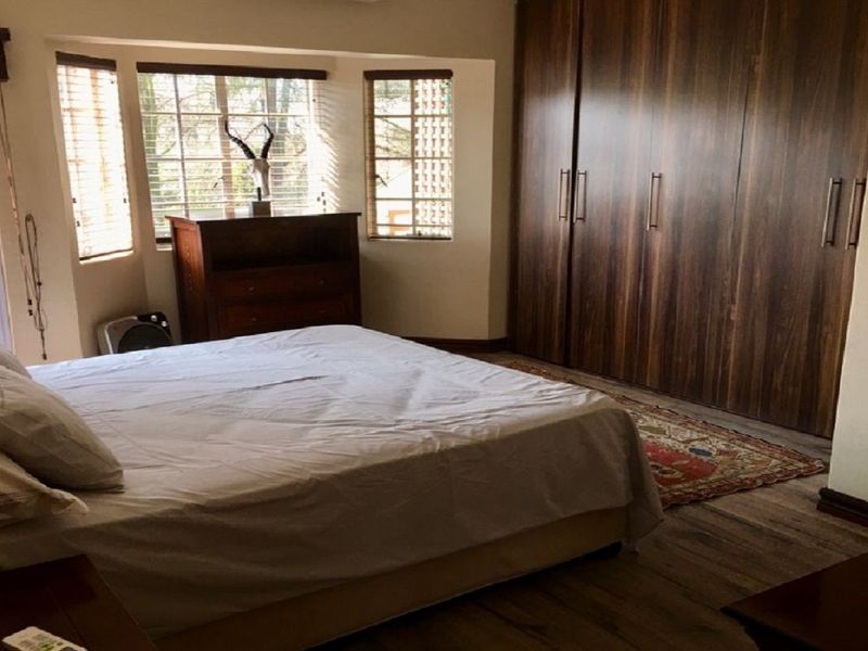 Stunning 3-bedroom home in the beautiful Sw 5 proper area - Photo 5