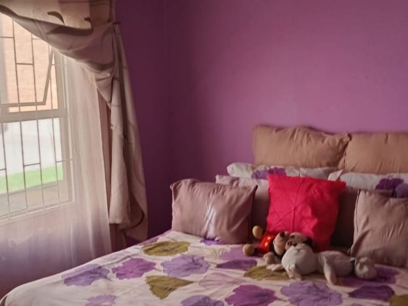 Comfort, Security & Style – Your New Home awaits !!!! - Photo 3