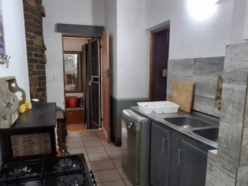 Spacious family home for sale - Photo 10