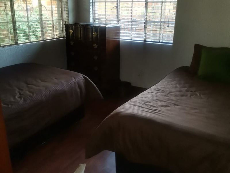 Spacious family home for sale - Photo 6