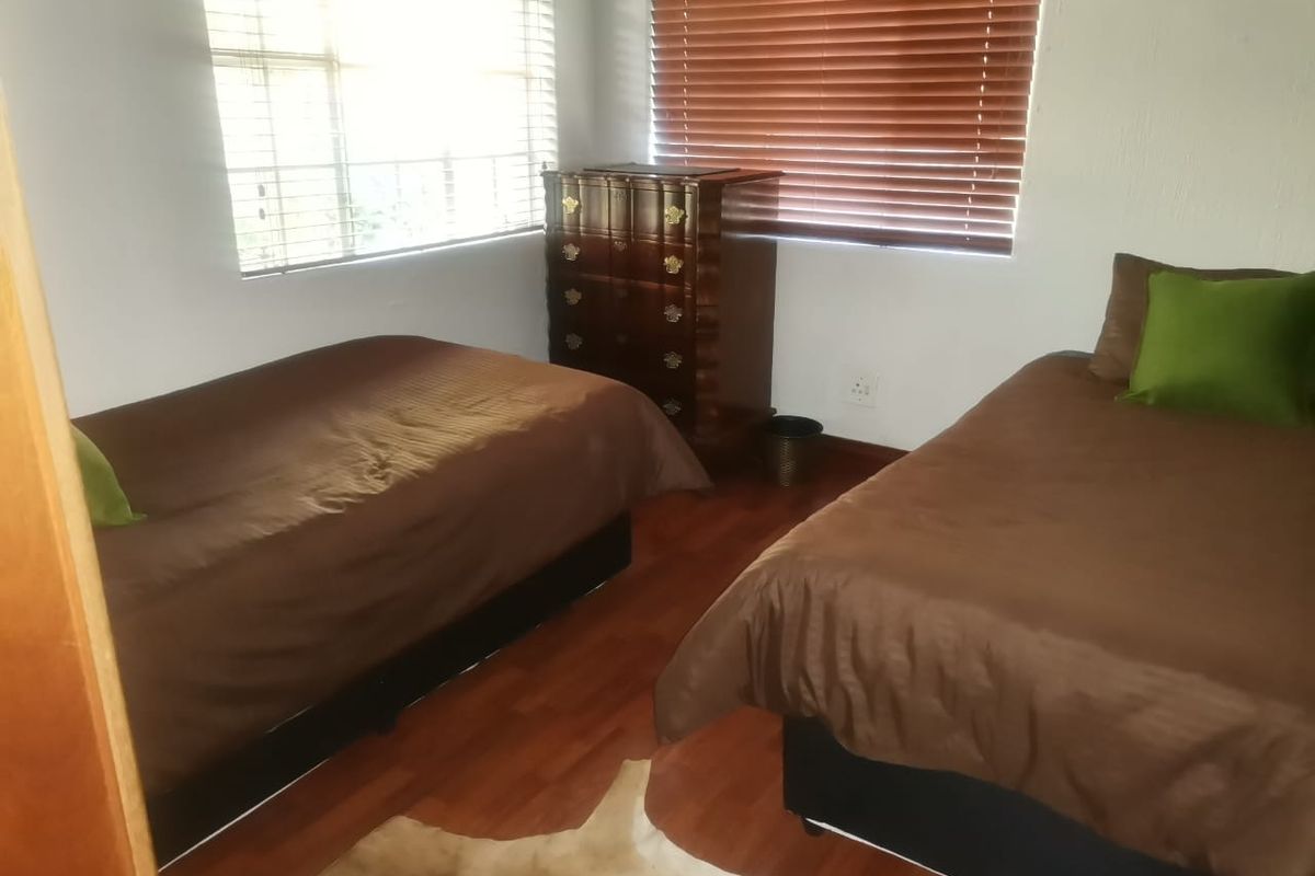Spacious family home for sale - Photo 3