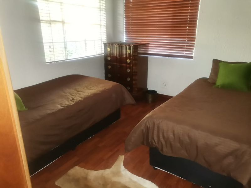 Spacious family home for sale - Photo 3
