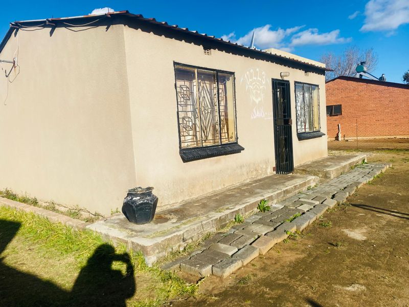 3 Bedroom house for sale at Zamdela. - Photo 4