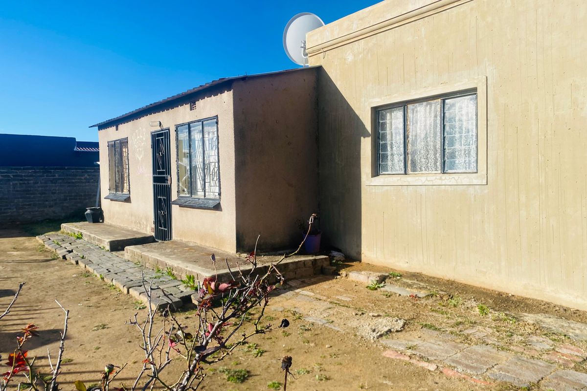 3 Bedroom house for sale at Zamdela. - Photo 3