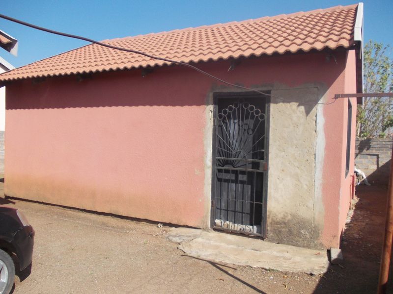 Unique opportunity;  2 Houses in One Spacious Yard. - Photo 1