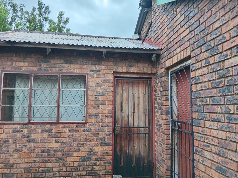 House For Sale In Vanderbijlpark - Photo 4