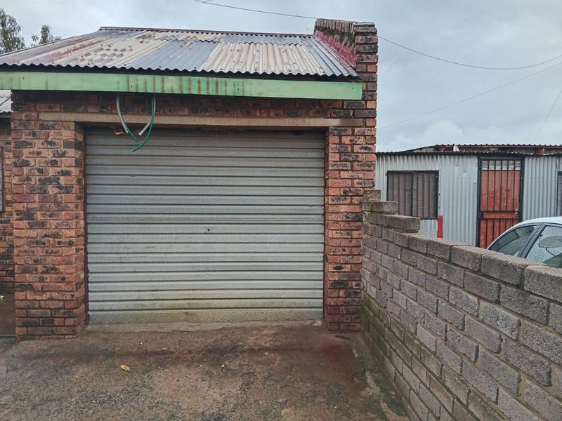 House For Sale In Vanderbijlpark - Photo 3