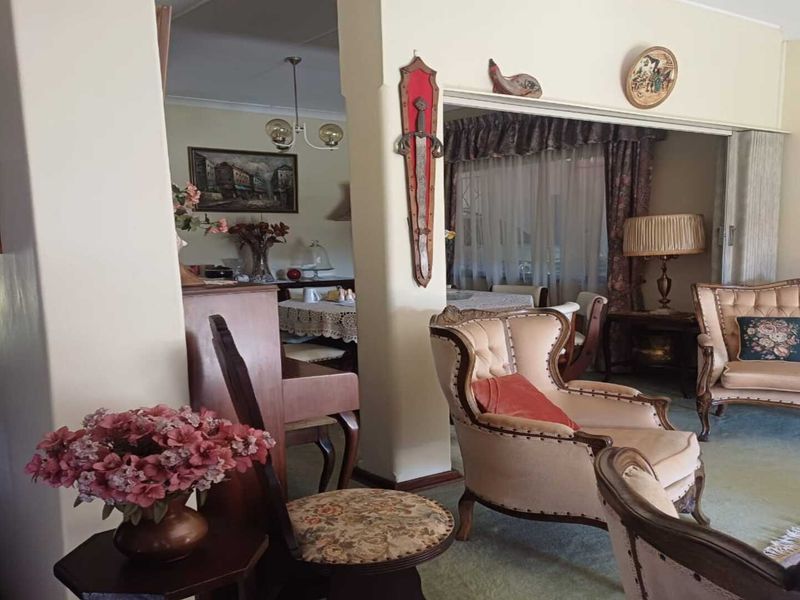 Comfort Living with Modern Convenience in Risiville - Photo 7