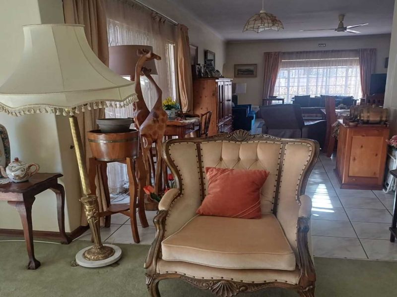 Comfort Living with Modern Convenience in Risiville - Photo 6