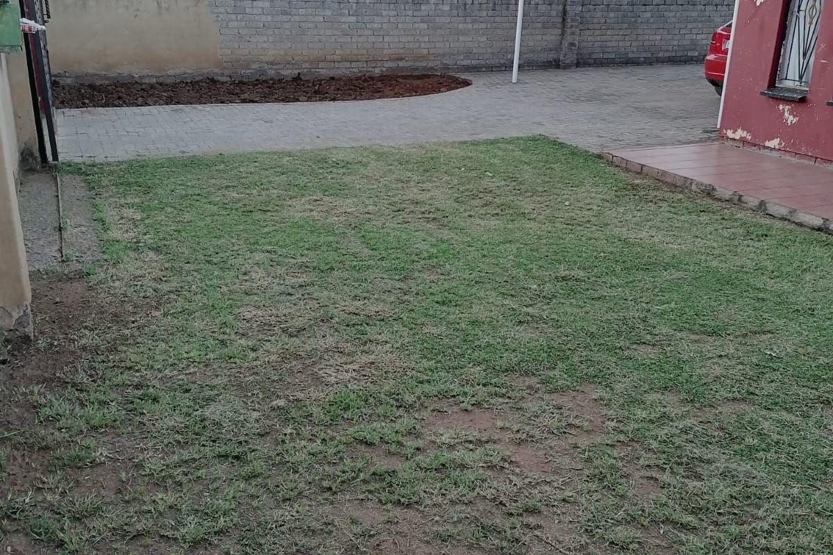 2 Bedroom house for Sale in Unitas Park EXT3 - Photo 4