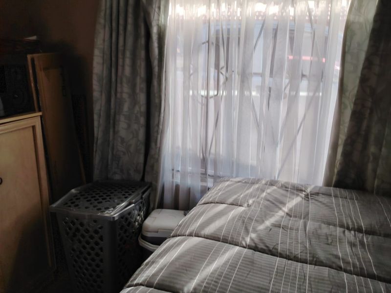 2 Bedroom house for Sale in Unitas Park EXT3 - Photo 8