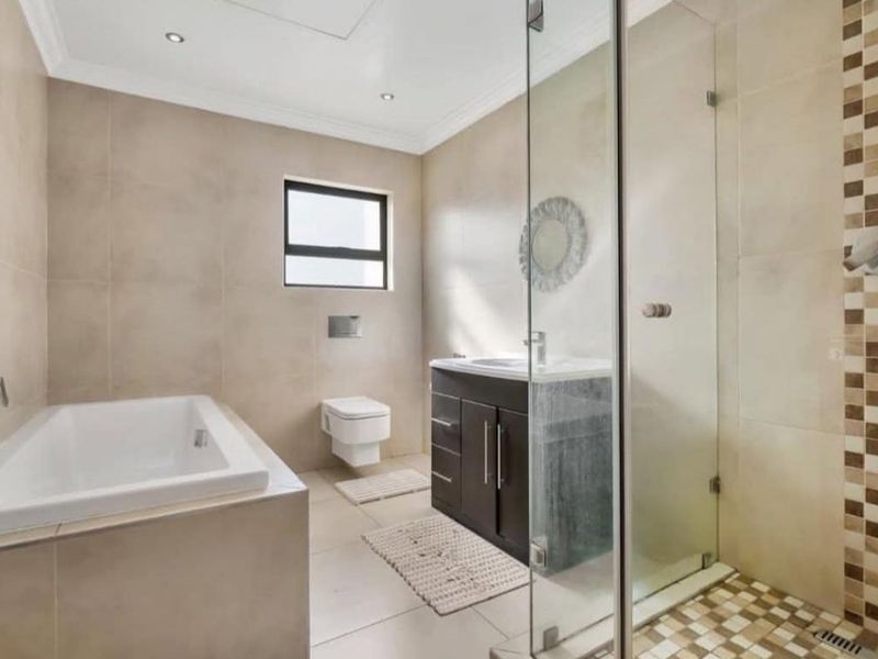 Exceptional Equestrian Lifestyle Property - Photo 8