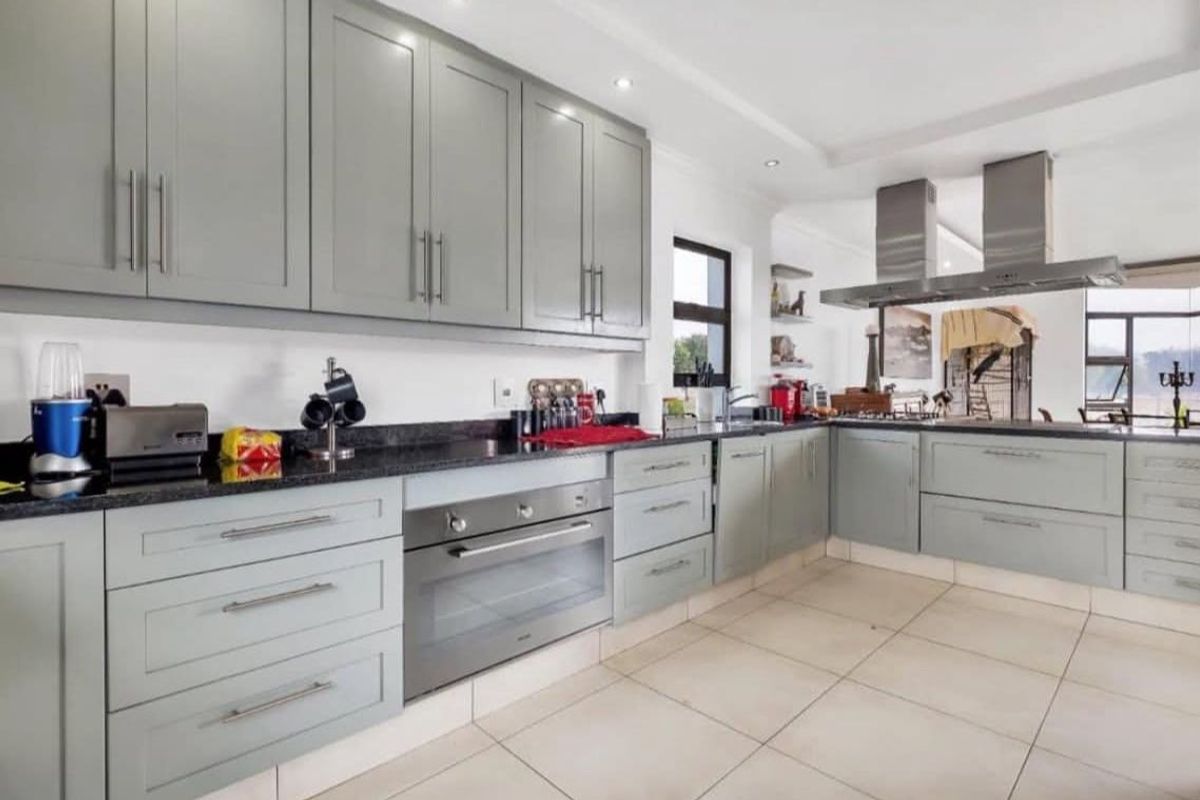 Exceptional Equestrian Lifestyle Property - Photo 4