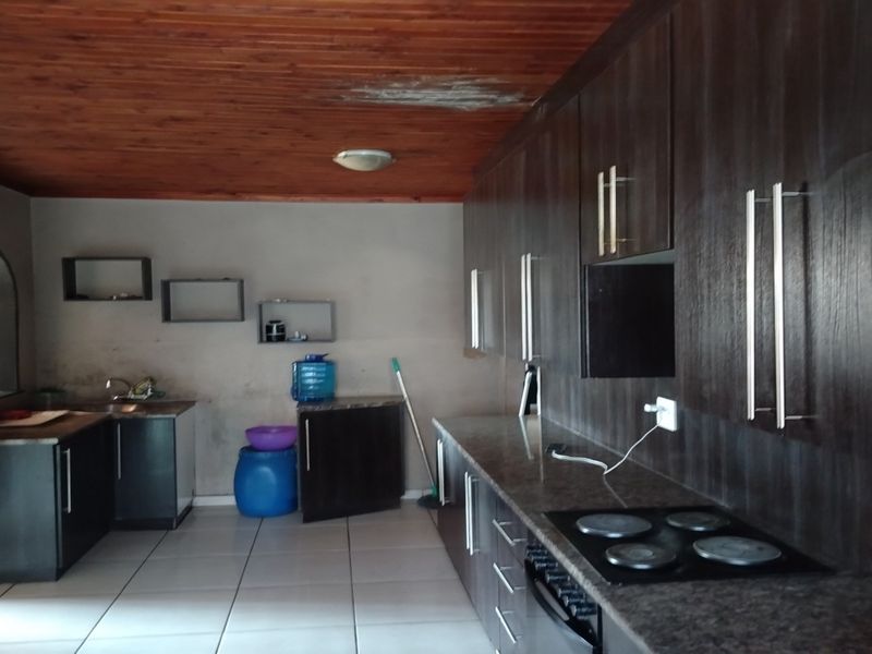 lovely 4-bedroom cw 5 - Photo 7