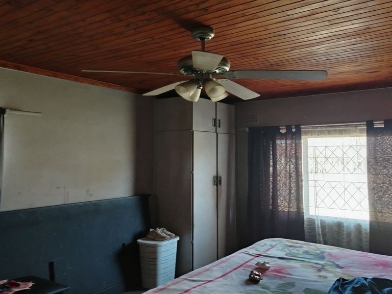 lovely 4-bedroom cw 5 - Photo 4