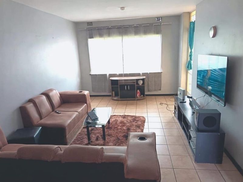 Modern 1-Bedroom Flat for sale – Prime Location Near Vaal Mall - Photo 3