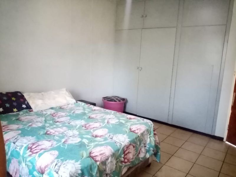 Modern 1-Bedroom Flat for sale – Prime Location Near Vaal Mall - Photo 5