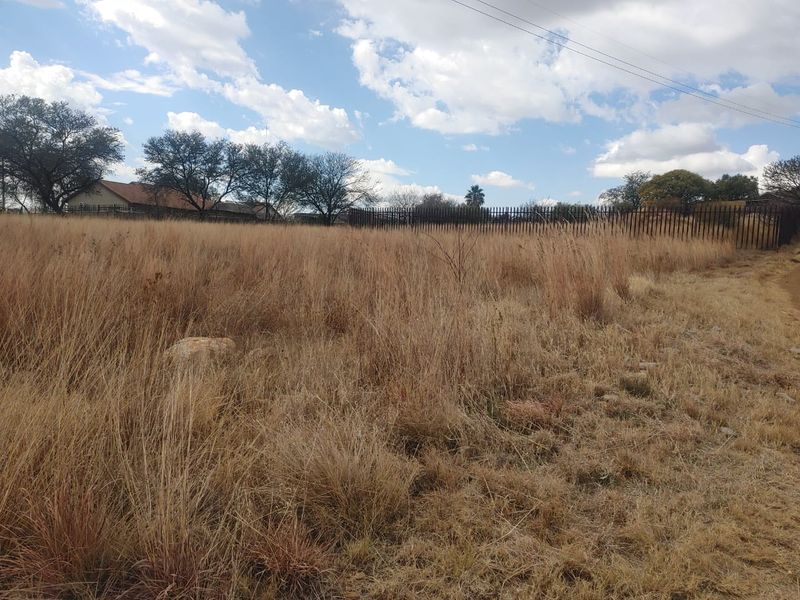 Vacant Land for Sale – 947m2 in Vaaloewer - Photo 2