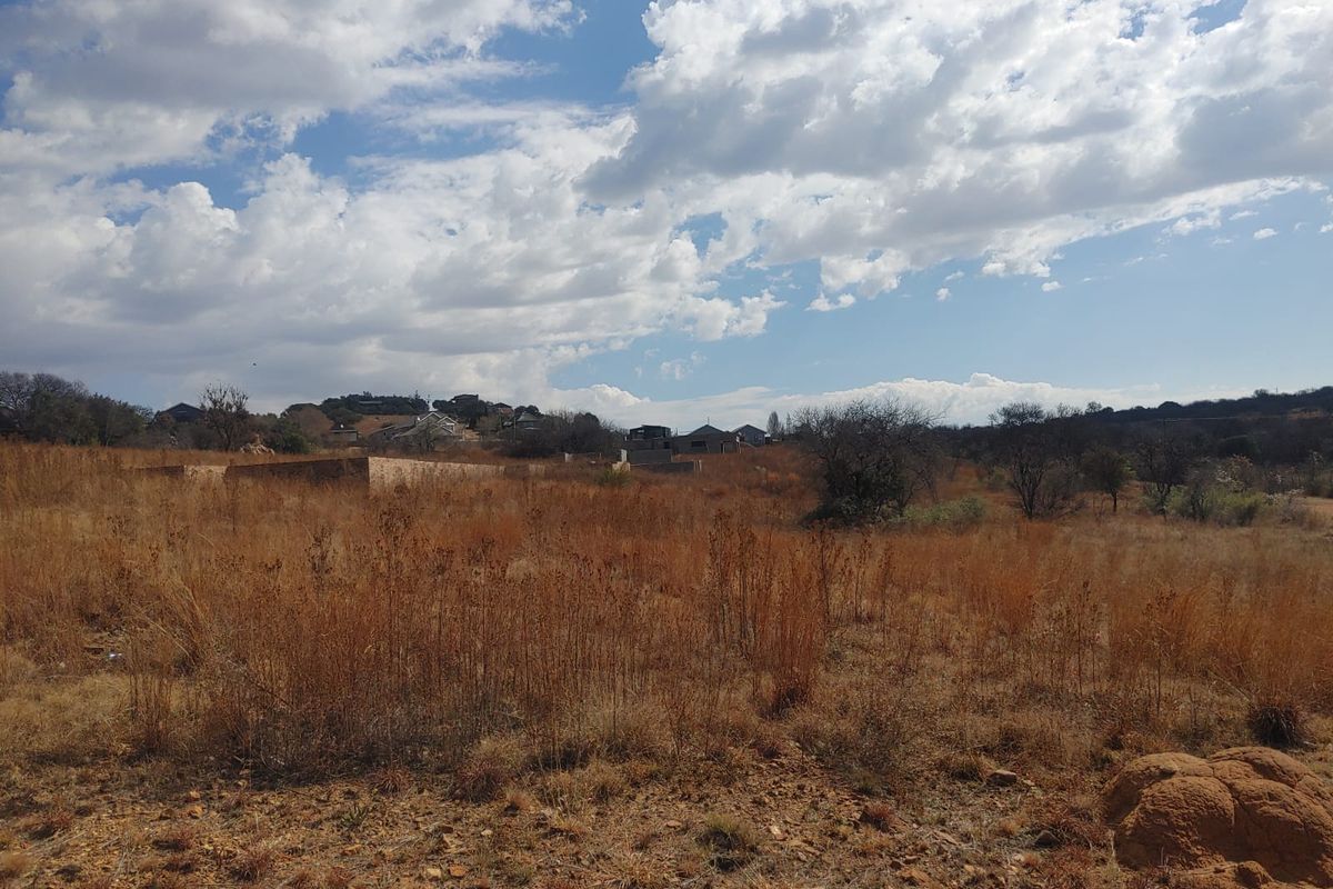 Prime 960m2 Vacant Land for Sale in Vaaloewer - Photo 3