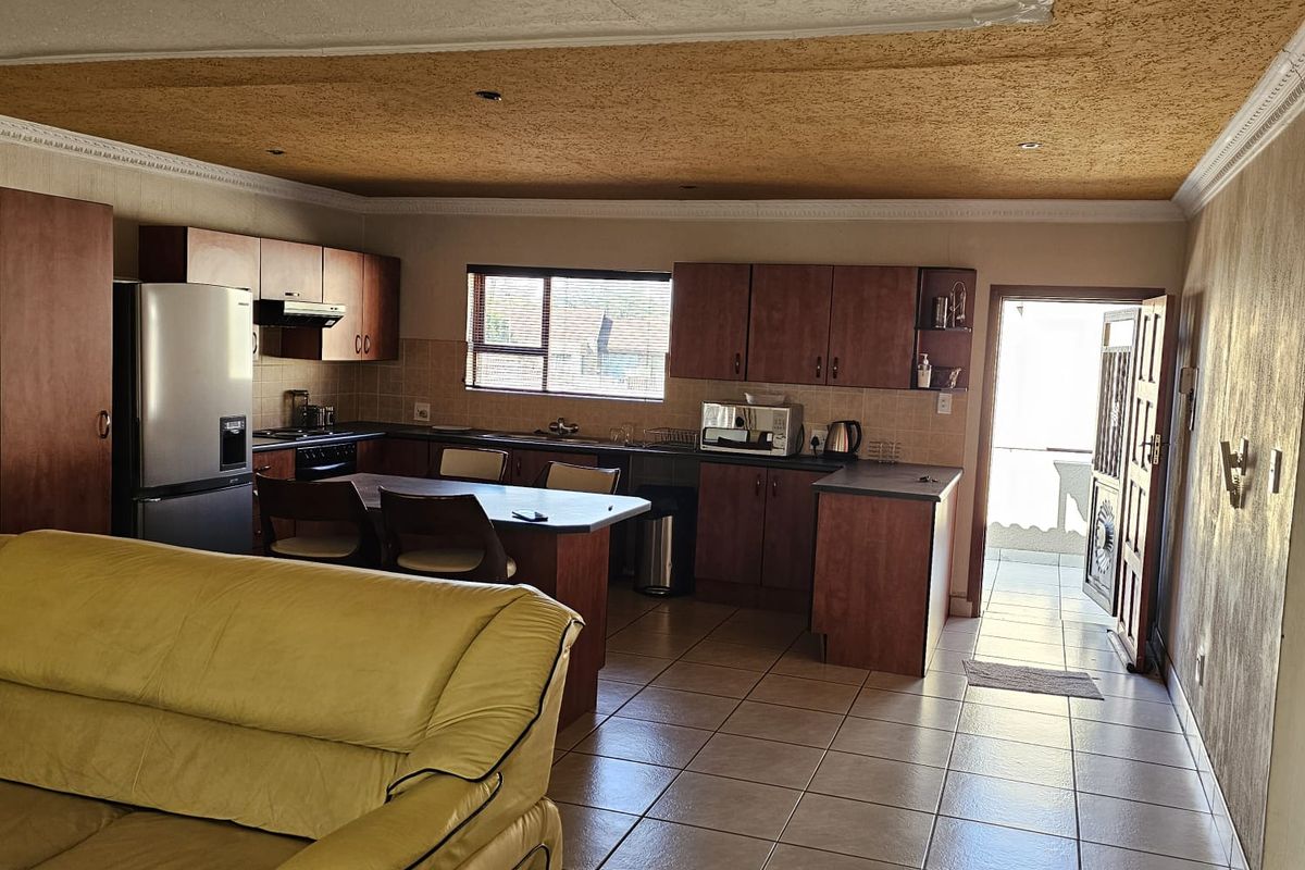 Townhouse for sale - Photo 5