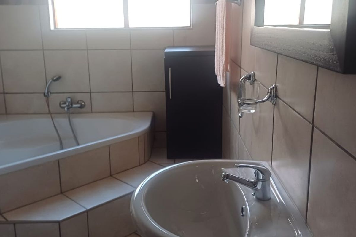 Townhouse for sale - Photo 3