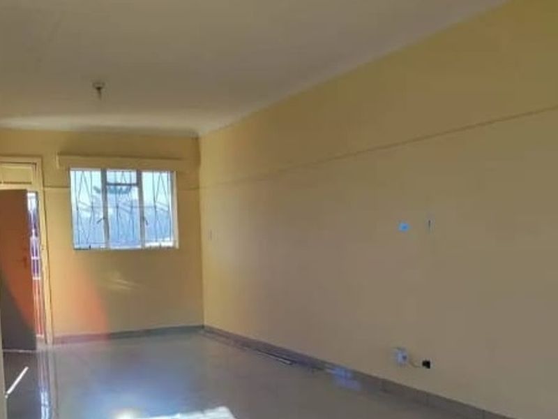 Off-the-Grid Investment Opportunity – Entire Block of Flats in CBD, Vereeniging - Photo 4