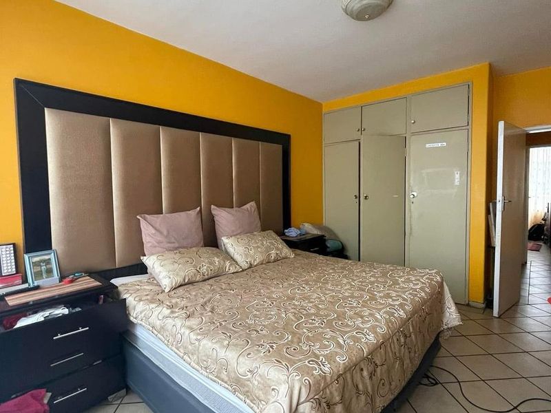 ✨ Modern 2-Bedroom Flat with Balcony & Parking – For Sale ✨ - Photo 6