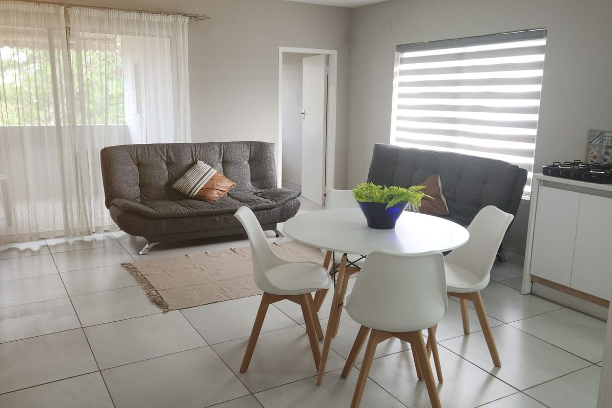 Renovated Lakeview Apartment with Sunrise Vaal Dam Views, Garage and Boat Parking - Photo 3