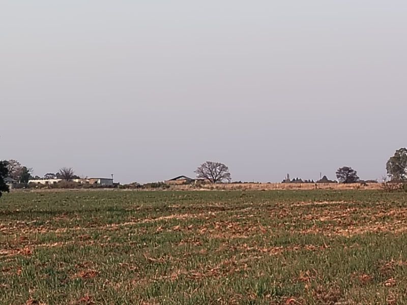 Exceptional 8.5-Hectare Mixed-Use Property – Prime Location Close to Town - Photo 9