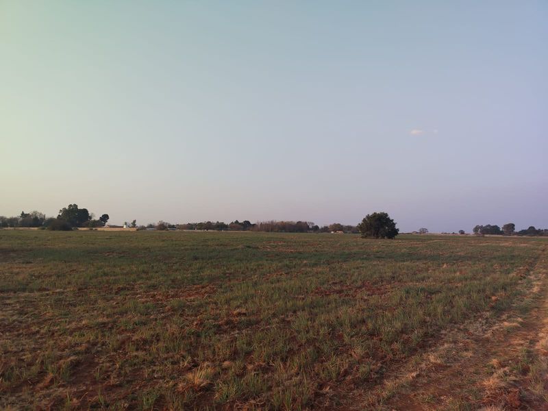 Exceptional 8.5-Hectare Mixed-Use Property – Prime Location Close to Town - Photo 8
