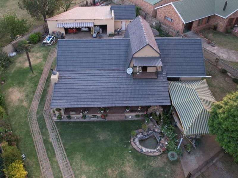 Spacious family home for sale - Photo 1