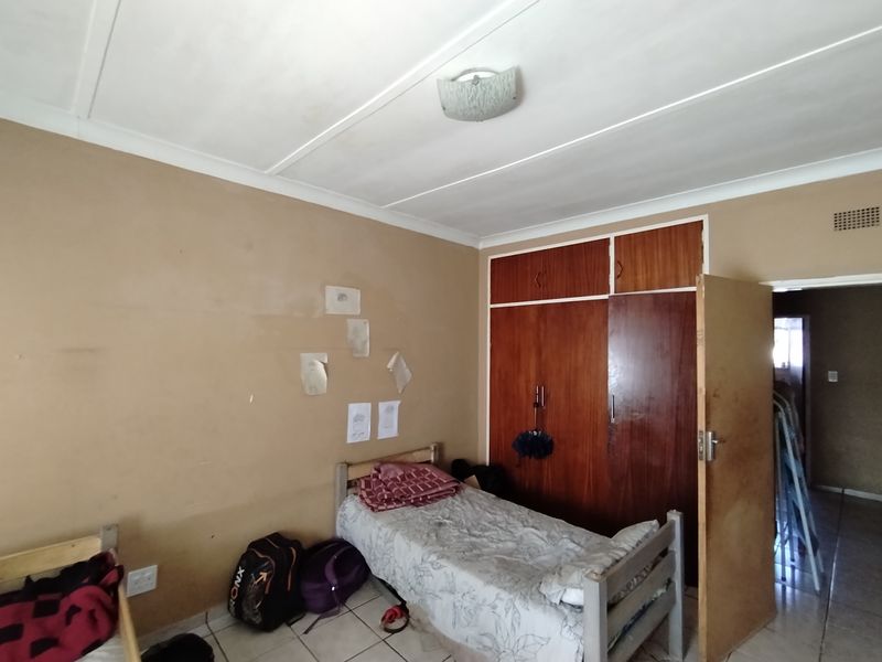 Spacious 3-Bedroom Apartment Geophyl Place ready to sell - Photo 4