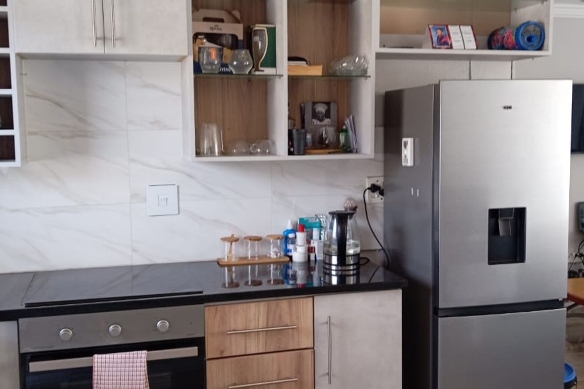 Apartment For Sale In Vereeniging - Photo 2