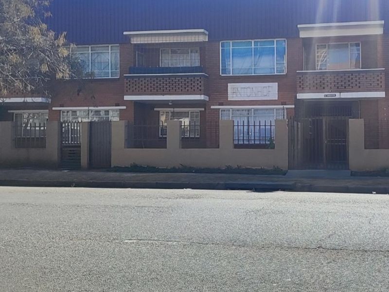 neet 3 bedroom flatlet Antonhof - Photo 1