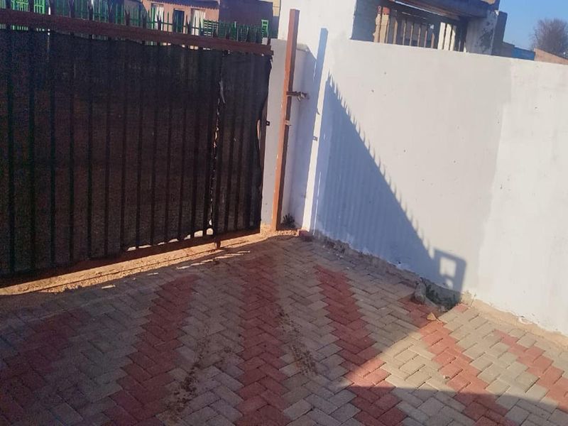 For Sale – Prime Property Opportunity - Photo 4