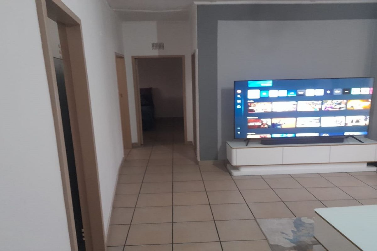Modern Two-Bedroom Apartment – Move-In Ready! - Photo 4