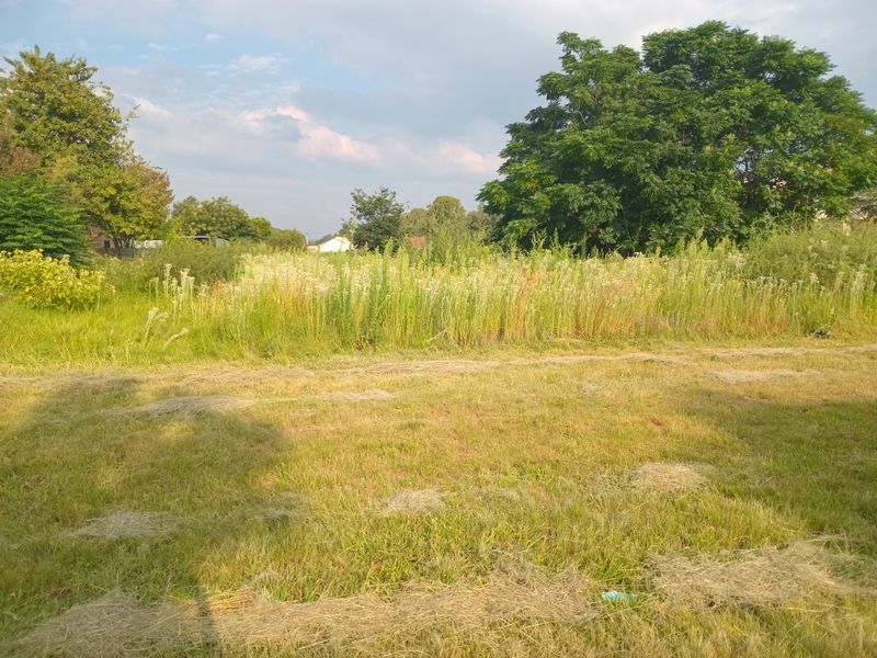 Vacant Stand for sale - Photo 2