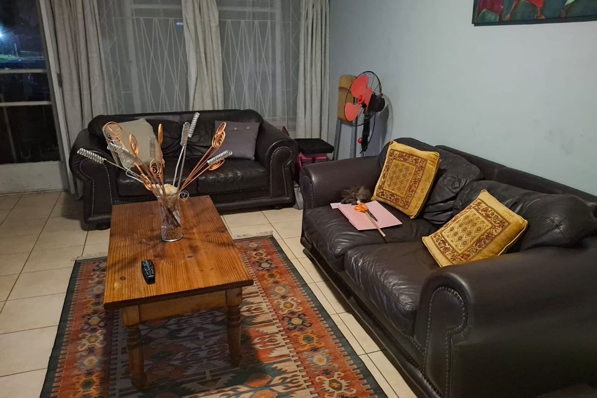 Ground Floor Apartment for Sale CE2 - Photo 3