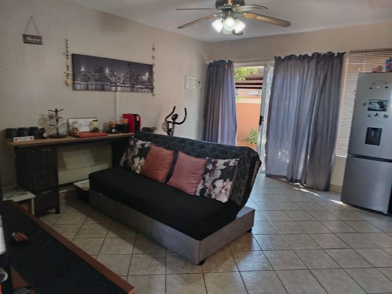 Duplex Townhouse for sale - Photo 4