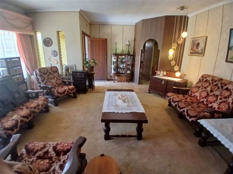 House For Sale In Vereeniging - Photo 6