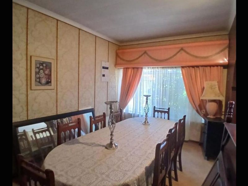 House For Sale In Vereeniging - Photo 4