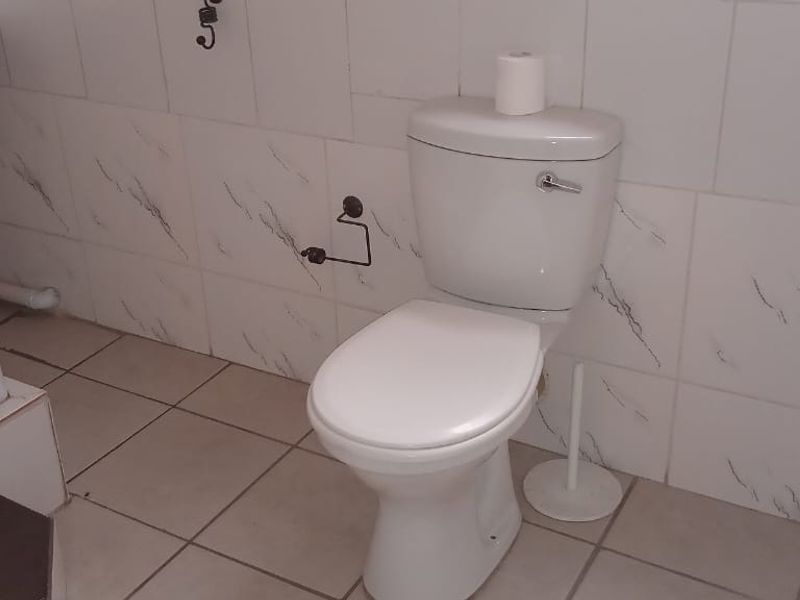 2 Bedroom flat for sale - Photo 6