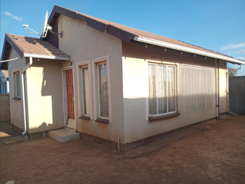 "Prime Residential house for Sale – Great  Potential!" home - Photo 8