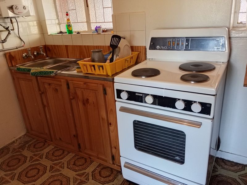 2 Bedroom flat - Photo 2