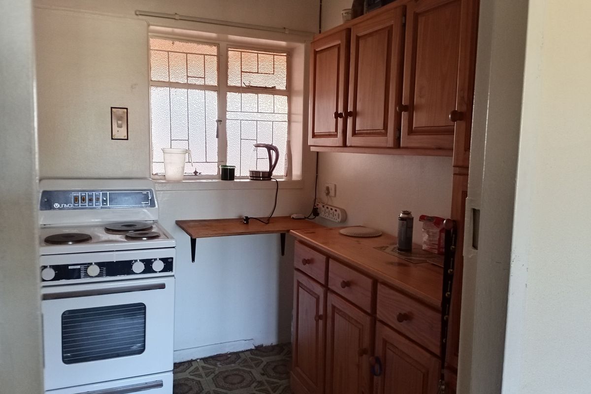 2 Bedroom flat - Photo 3