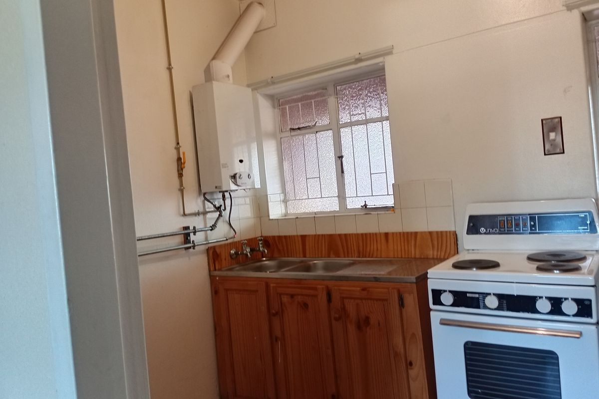 2 Bedroom flat - Photo 4