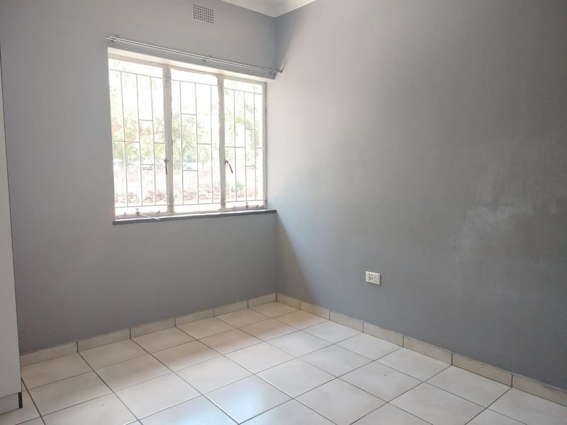 Spacious family home for sale - Photo 4
