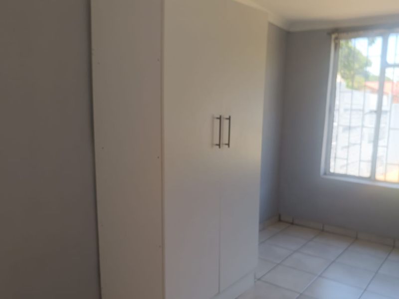 Spacious family home for sale - Photo 6